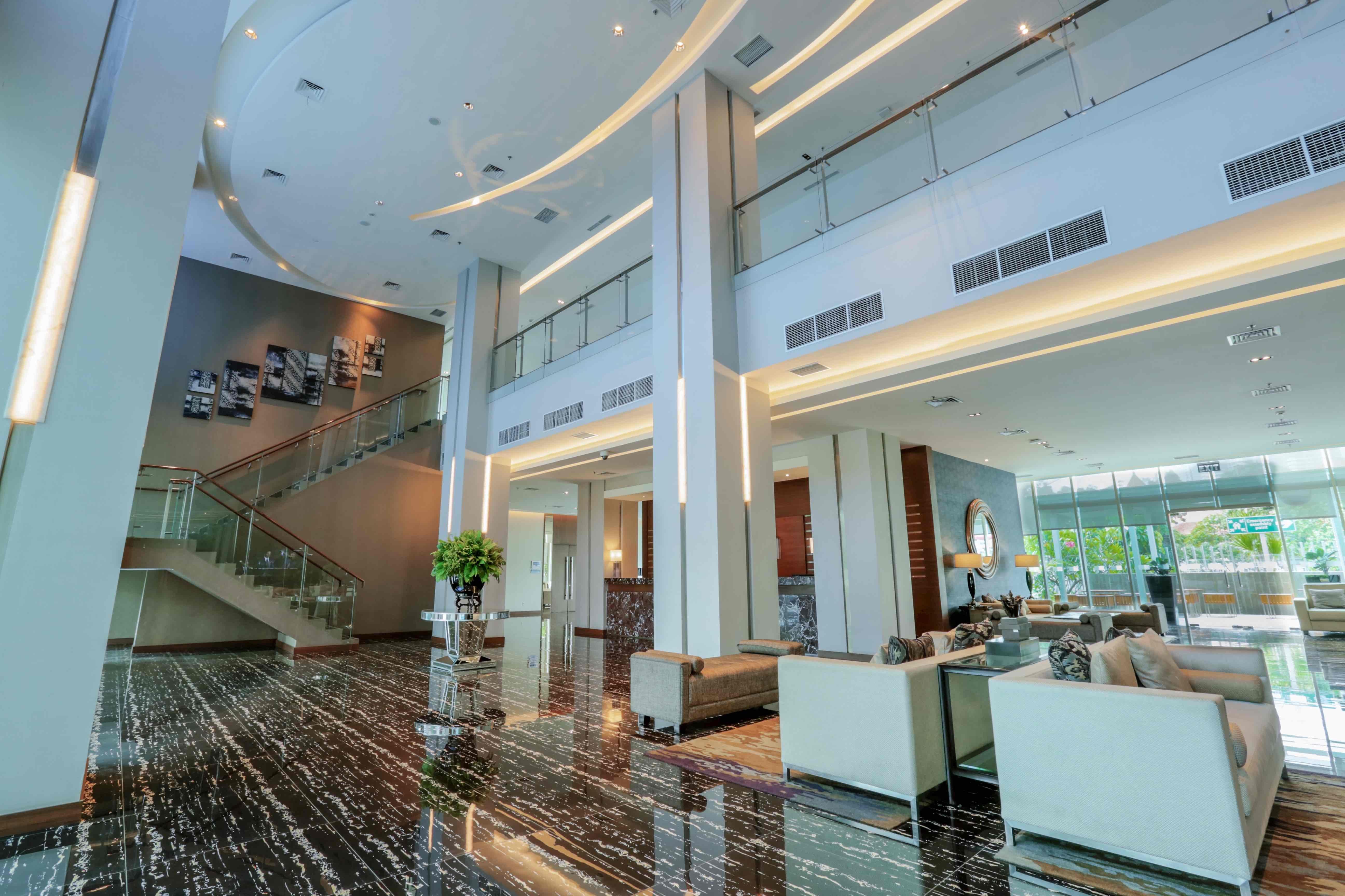 Holiday Inn Express Jakarta International Expo By Ihg Exterior foto